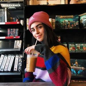 Meet your Posher, Ali